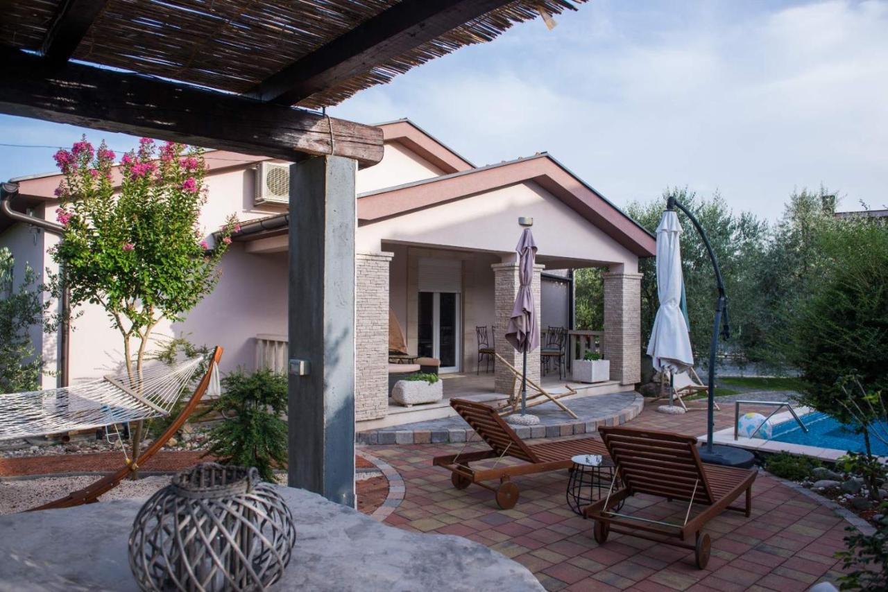 Villa Aleksandra 루브스키 외부 사진
