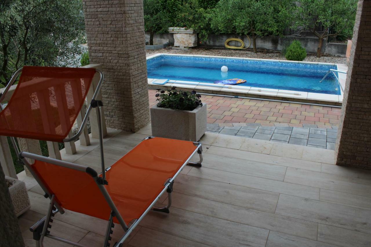 Villa Aleksandra 루브스키 외부 사진